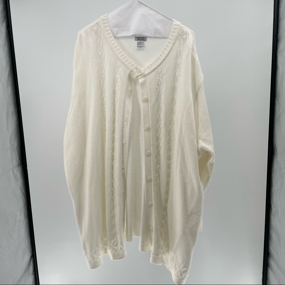 Only Necessities Woman’s Cream Cardigan